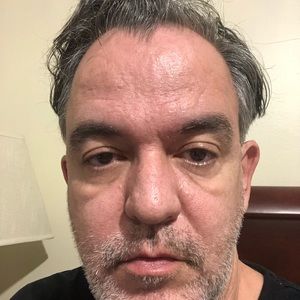 Meet your Posher, Carlos alberto